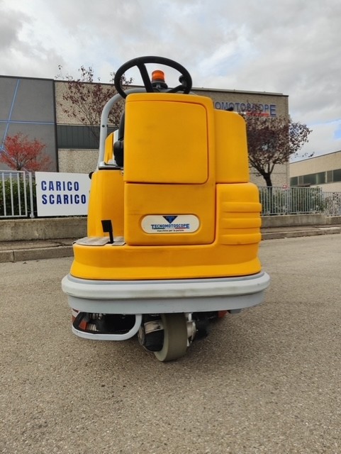 Lavapavimenti Adiatek Diamond 100 in vendita - foto 5