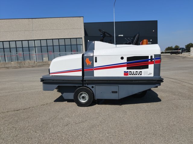 Spazzatrice motoscopa Dulevo 90 DK in vendita - foto 11