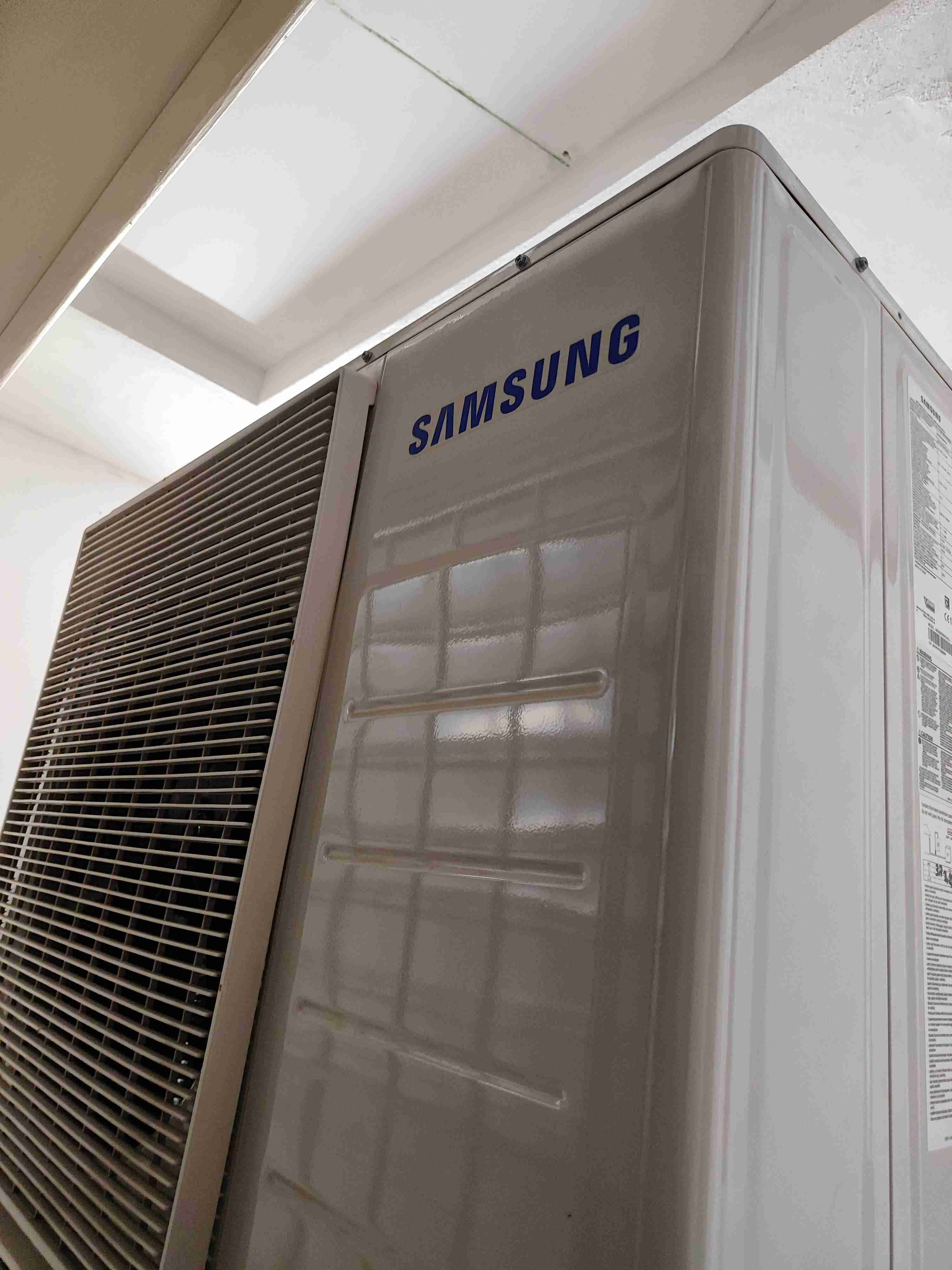 Climatizzatore Samsung VRF + 5 split WindFree DVM-S in vendita - foto 3
