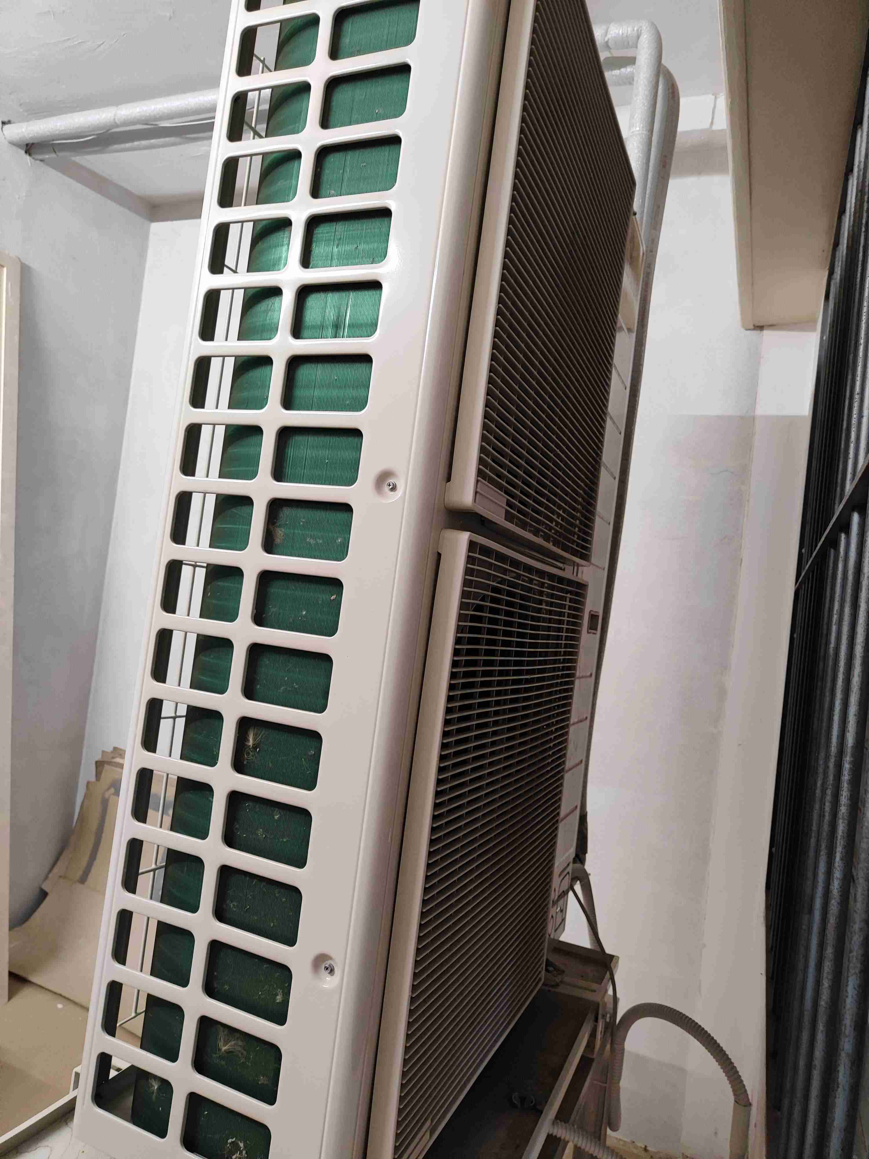 Climatizzatore Samsung VRF + 5 split WindFree DVM-S in vendita - foto 2