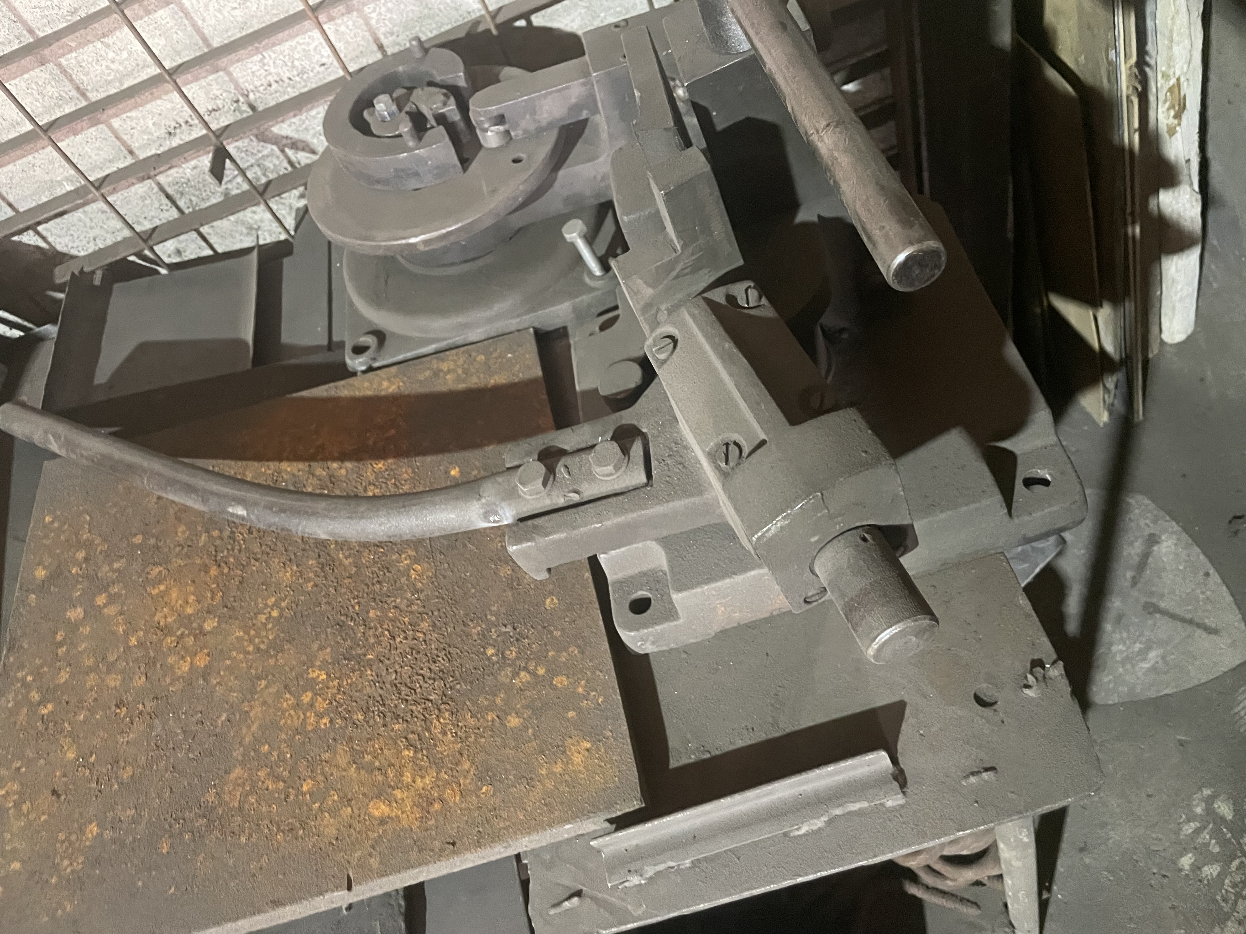 Piegaferro in vendita - foto 4