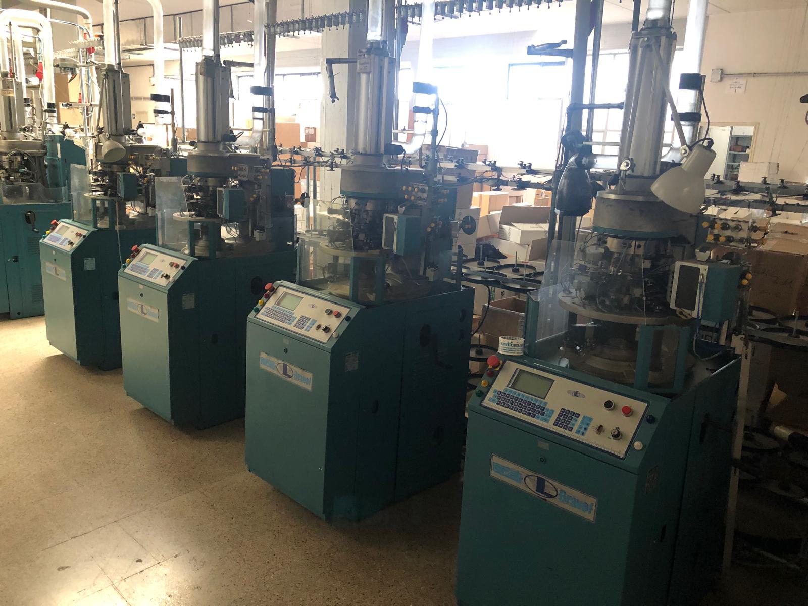 MACCHINE PER CALZE LONATI  176 AGHI DOPPIO CILINDRO in vendita - foto 1