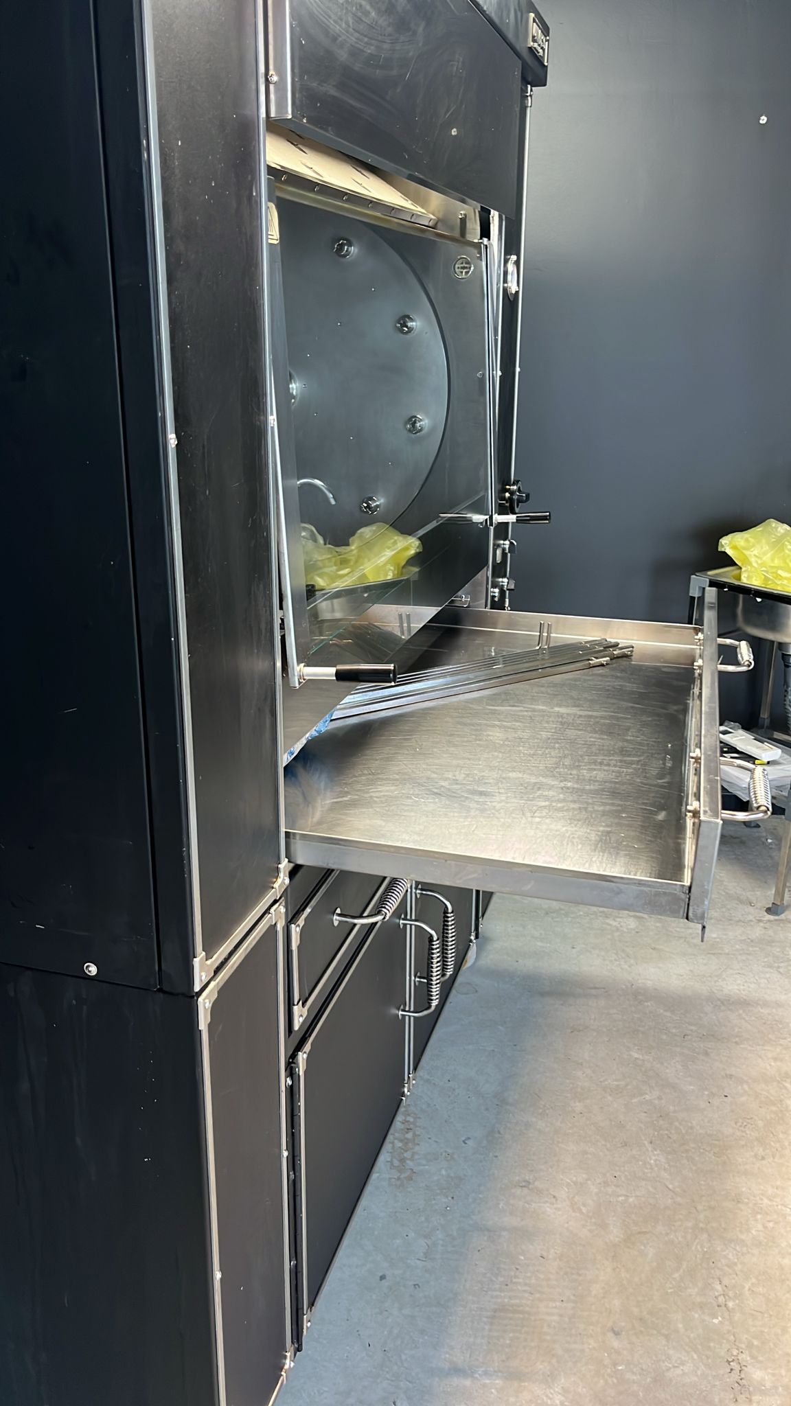 VENDO GIRARROSTO A GAS – UNIVERSO GRILL CG 960  in vendita - foto 8