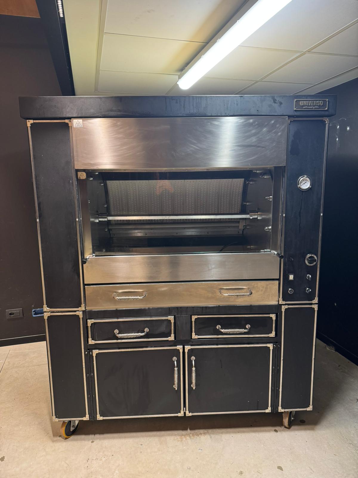 VENDO GIRARROSTO A GAS – UNIVERSO GRILL CG 960  in vendita - foto 7