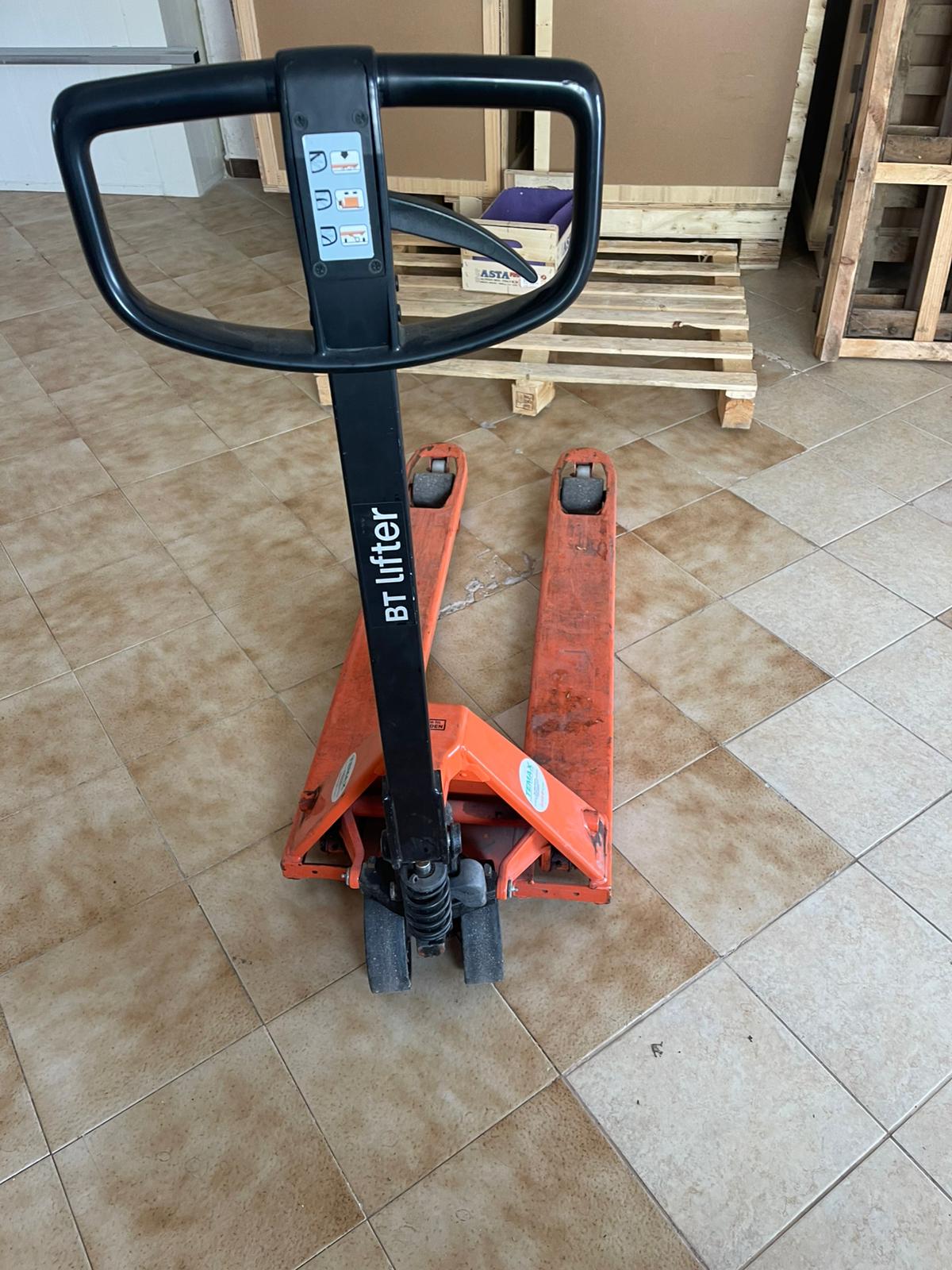 Transpallet in vendita