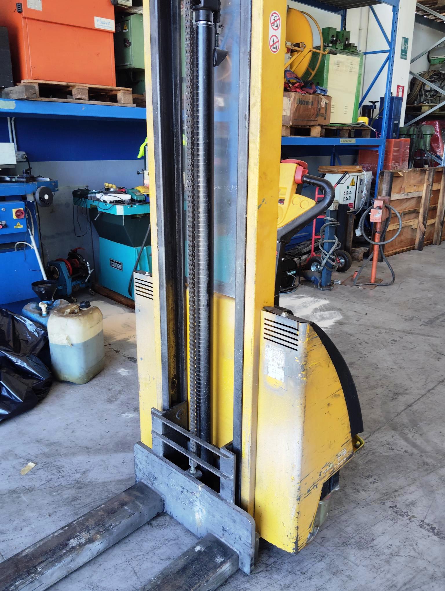 Transpallet a timone LIFTER mod GX 12/29 PLUS CE 2001  in vendita - foto 1