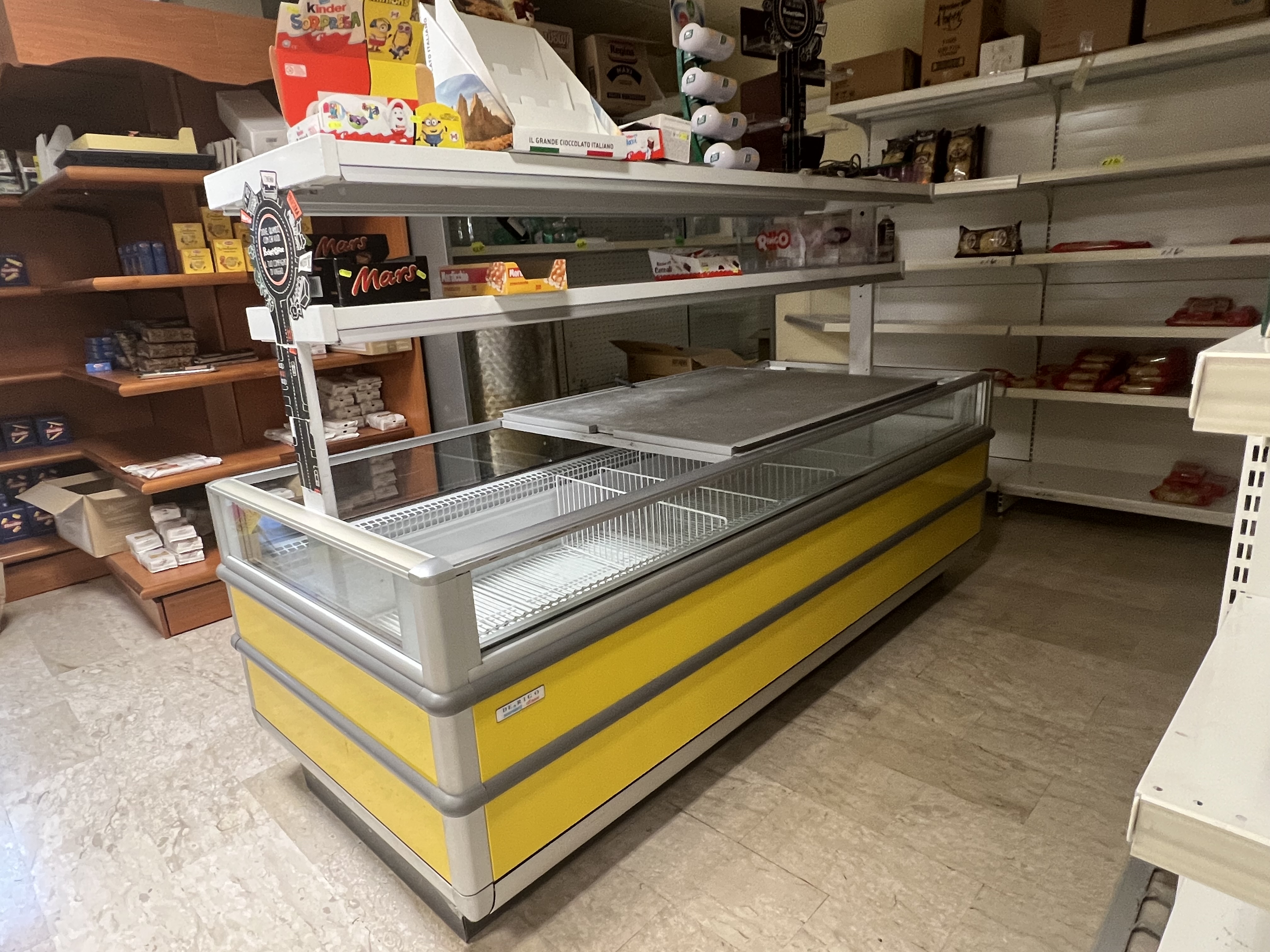 Arredamento e attrezzature negozio alimentari  in vendita - foto 11