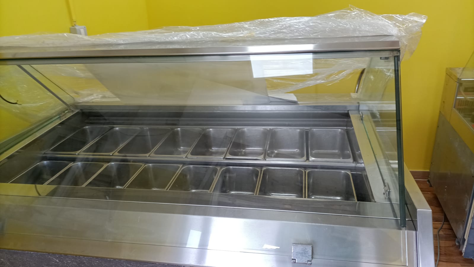ESPOSITORE GELATO 16 GUSTI in vendita - foto 3