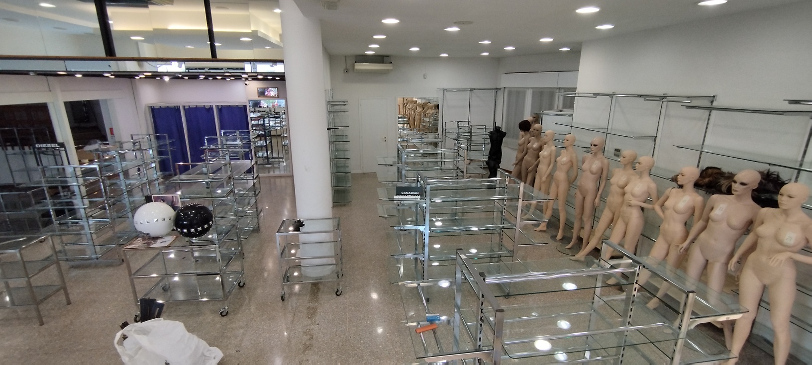 NEGOZIO FRONTE STRADA in vendita - foto 3