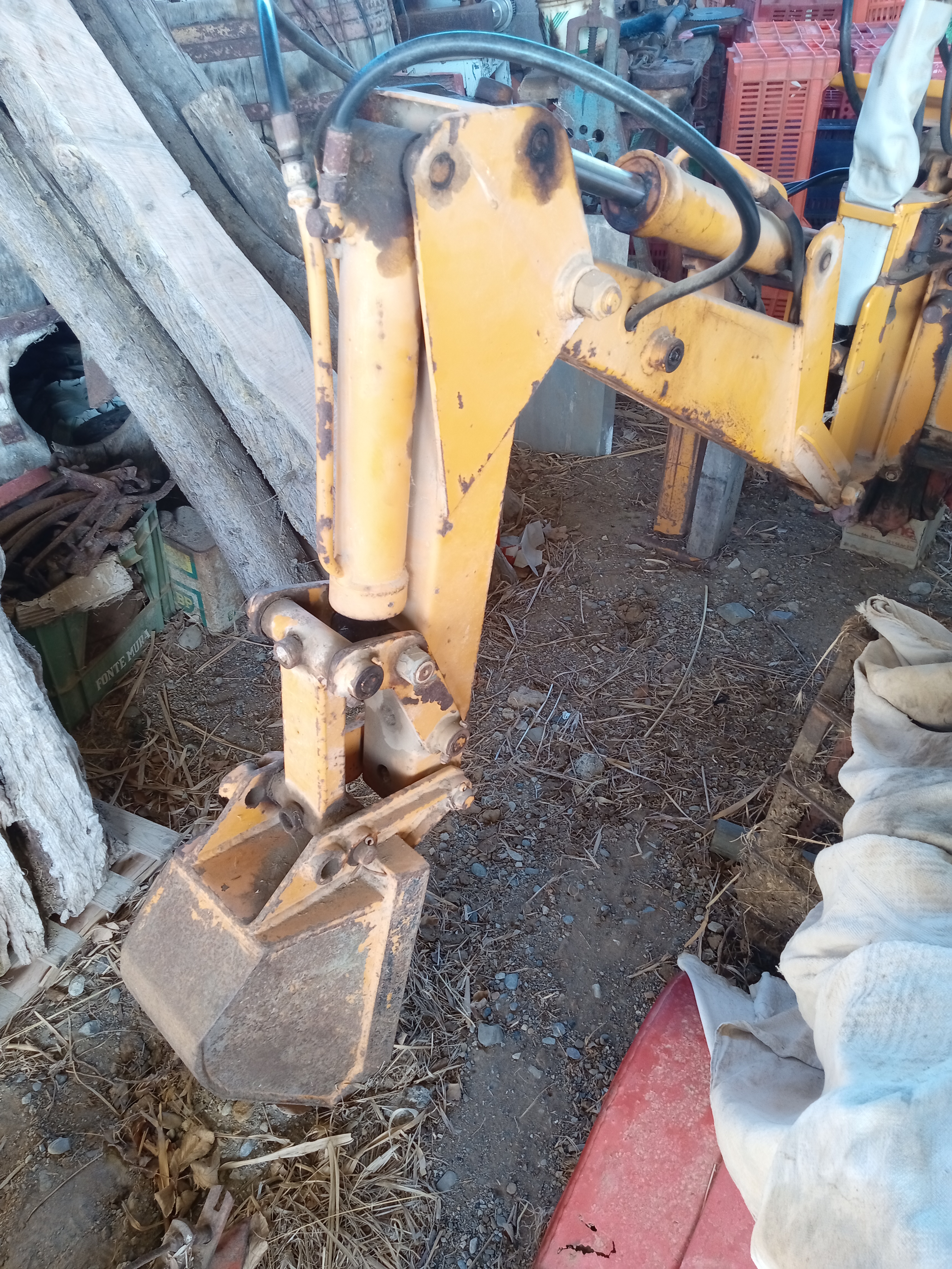 Retro escavatore per trattore  in vendita - foto 2