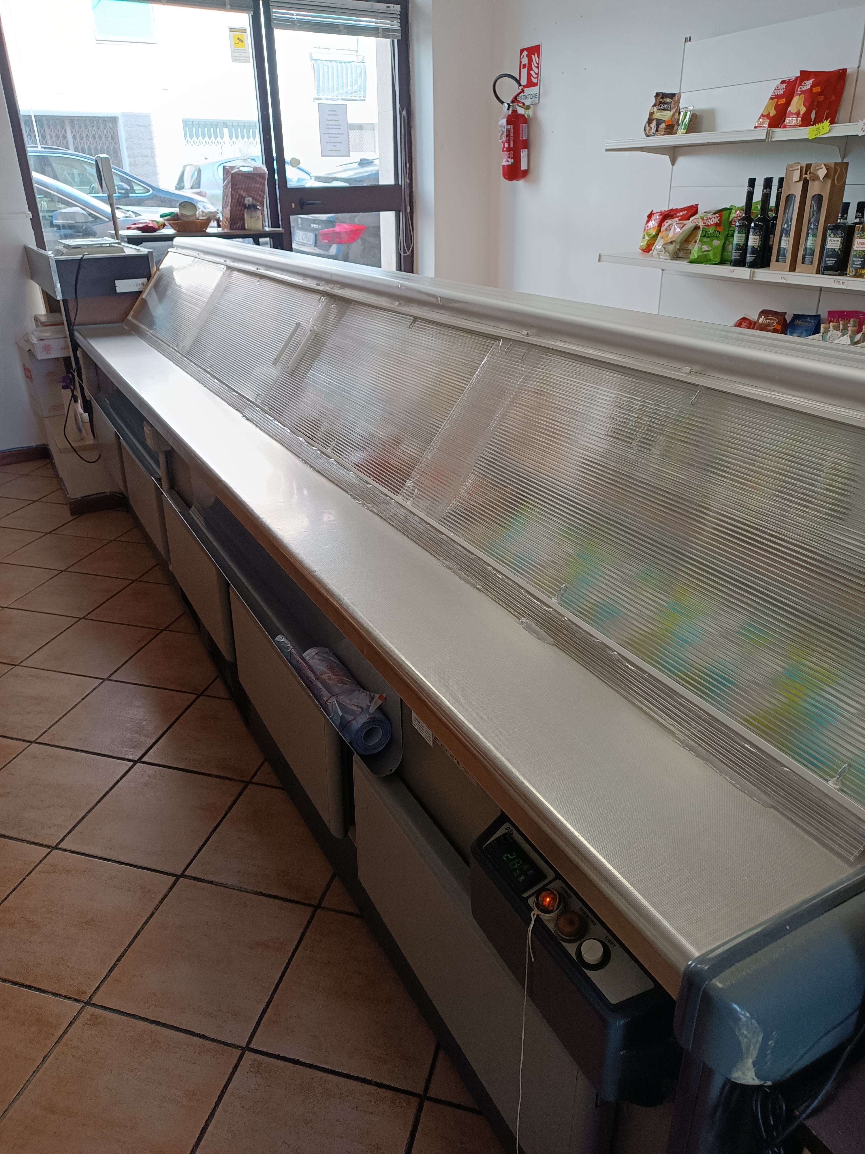 Attrezzature complete per minimarket o salumeria  in vendita - foto 4