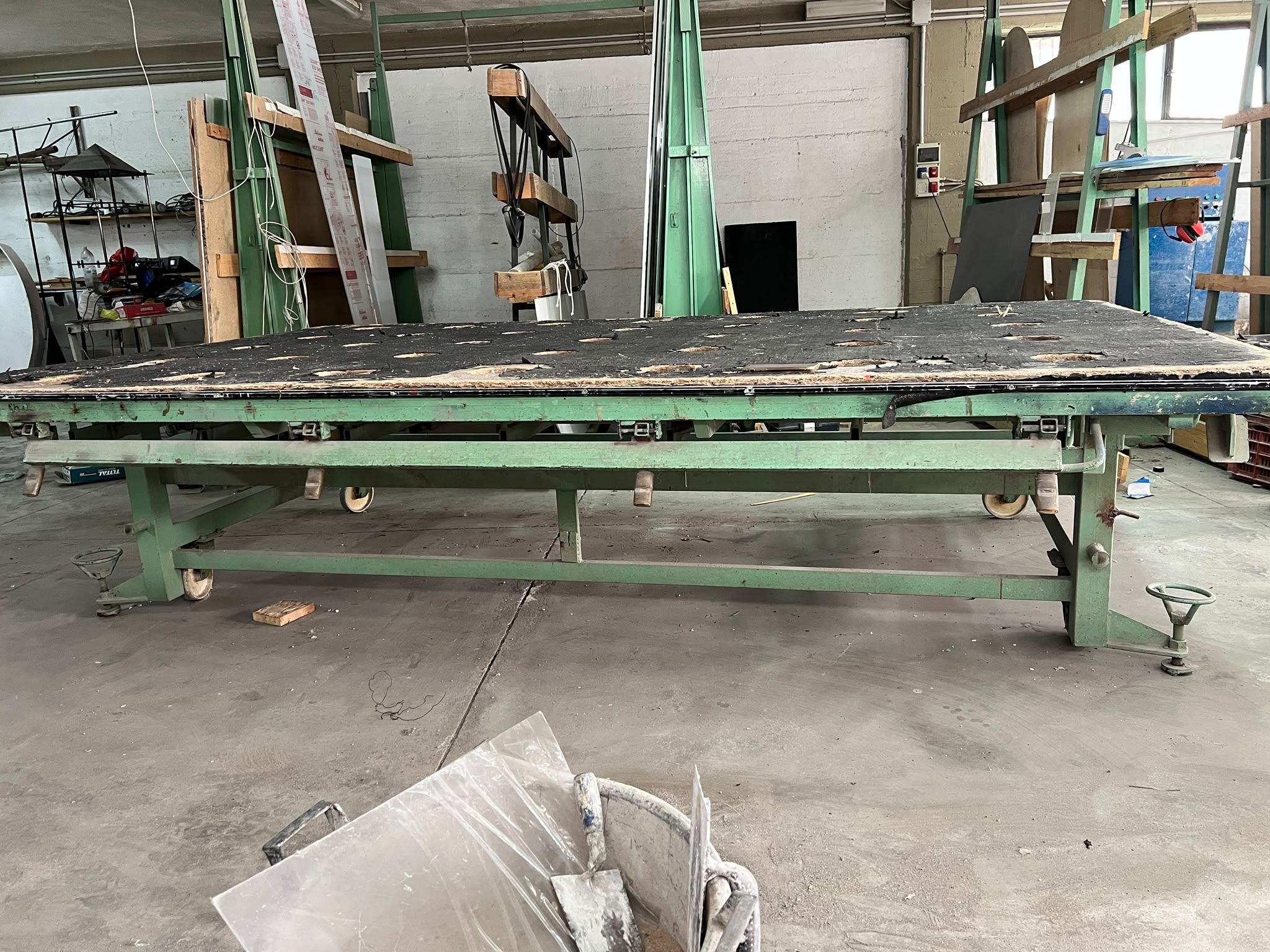 Tavolo da taglio per vetro (usato) 3x2m in vendita - foto 11