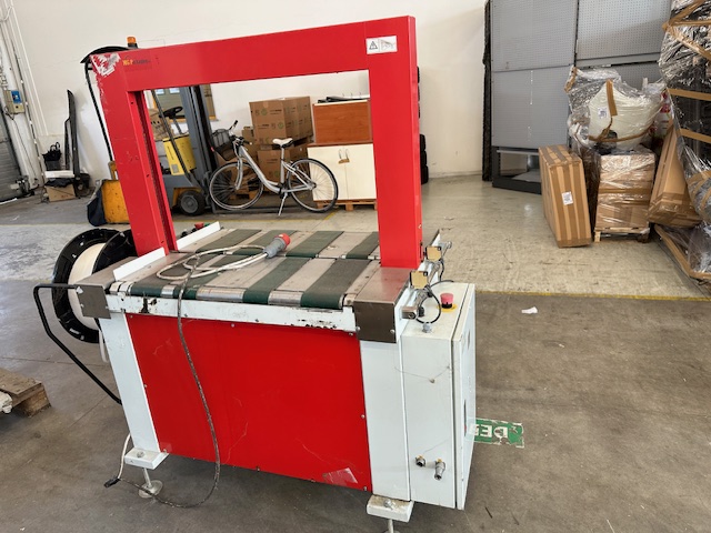 Reggiatrice automatica con arco TP 601 D in vendita - foto 3
