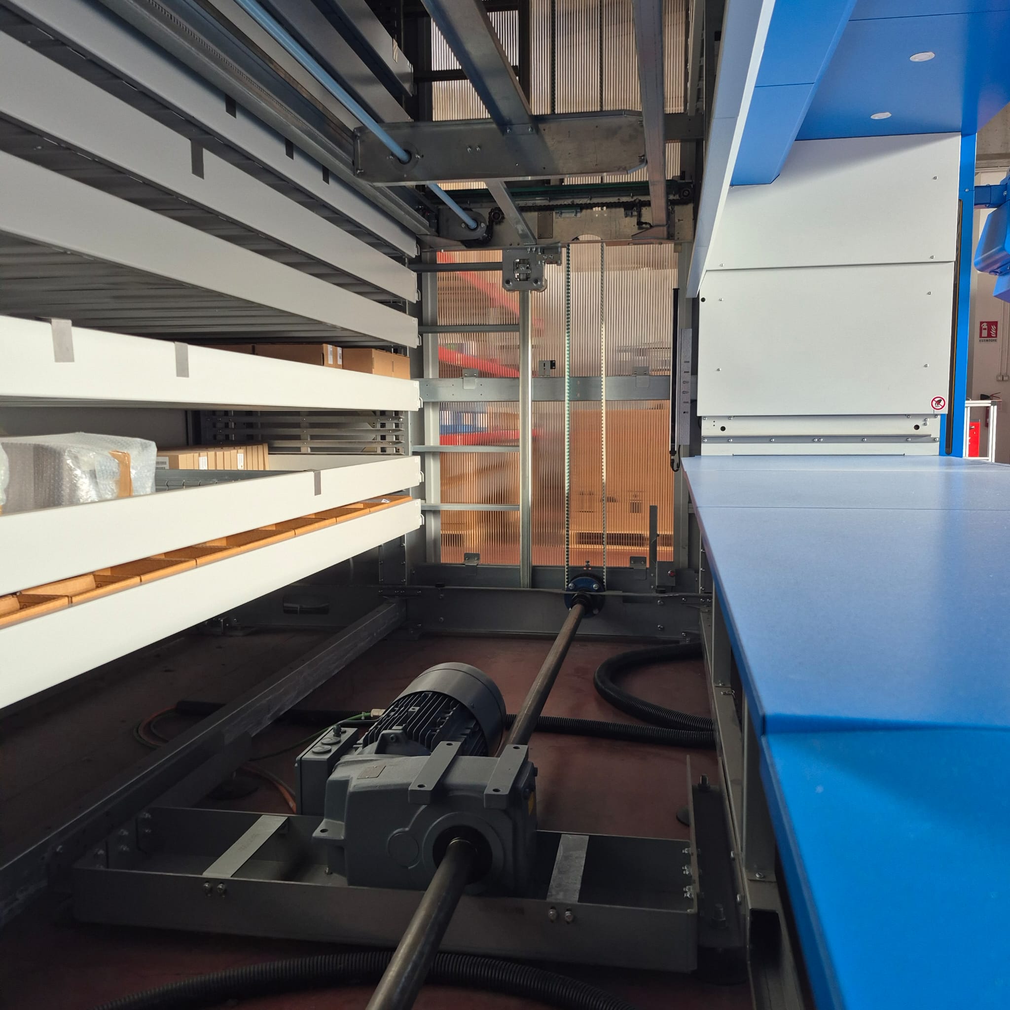 Magazzino verticale automatico a cassetti Ferretto  in vendita - foto 6