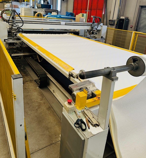 TRAPUNTATRICE MODELLO SM 3000 - VERSIONE 2/2002  in vendita - foto 4