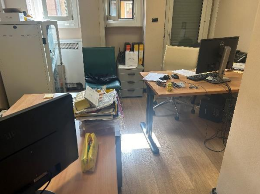  ARREDI PER UFFICIO in vendita - foto 3