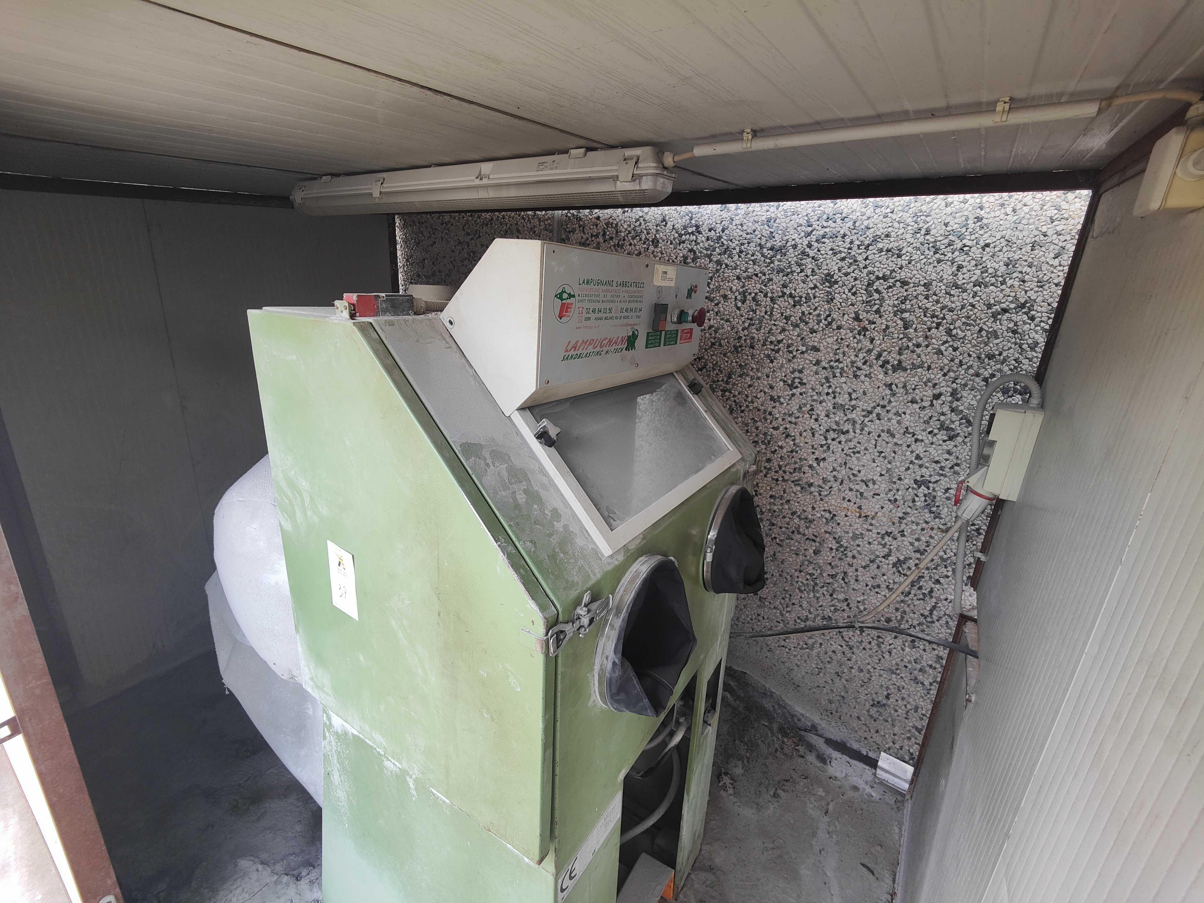 COMPRESSORE,  SABBIATRICE,  LAVAPAVIMENTI in vendita - foto 2