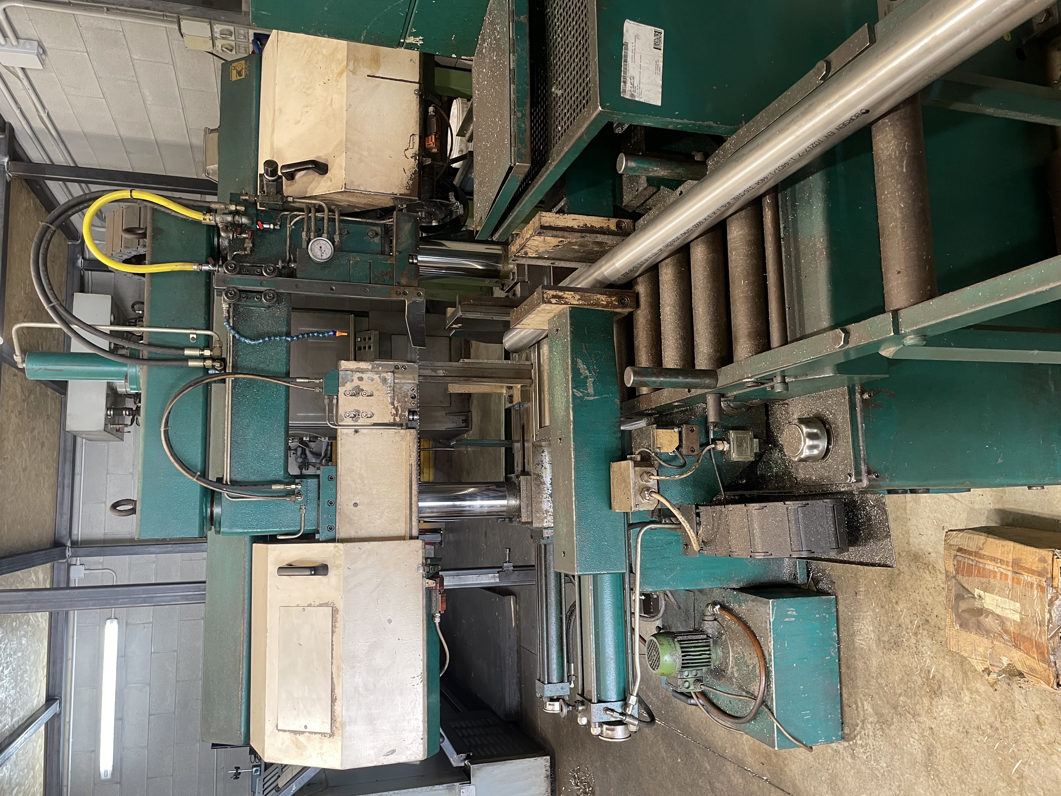 Segatrice a nastro automatica IsTech 330 NC con CNC in vendita - foto 2