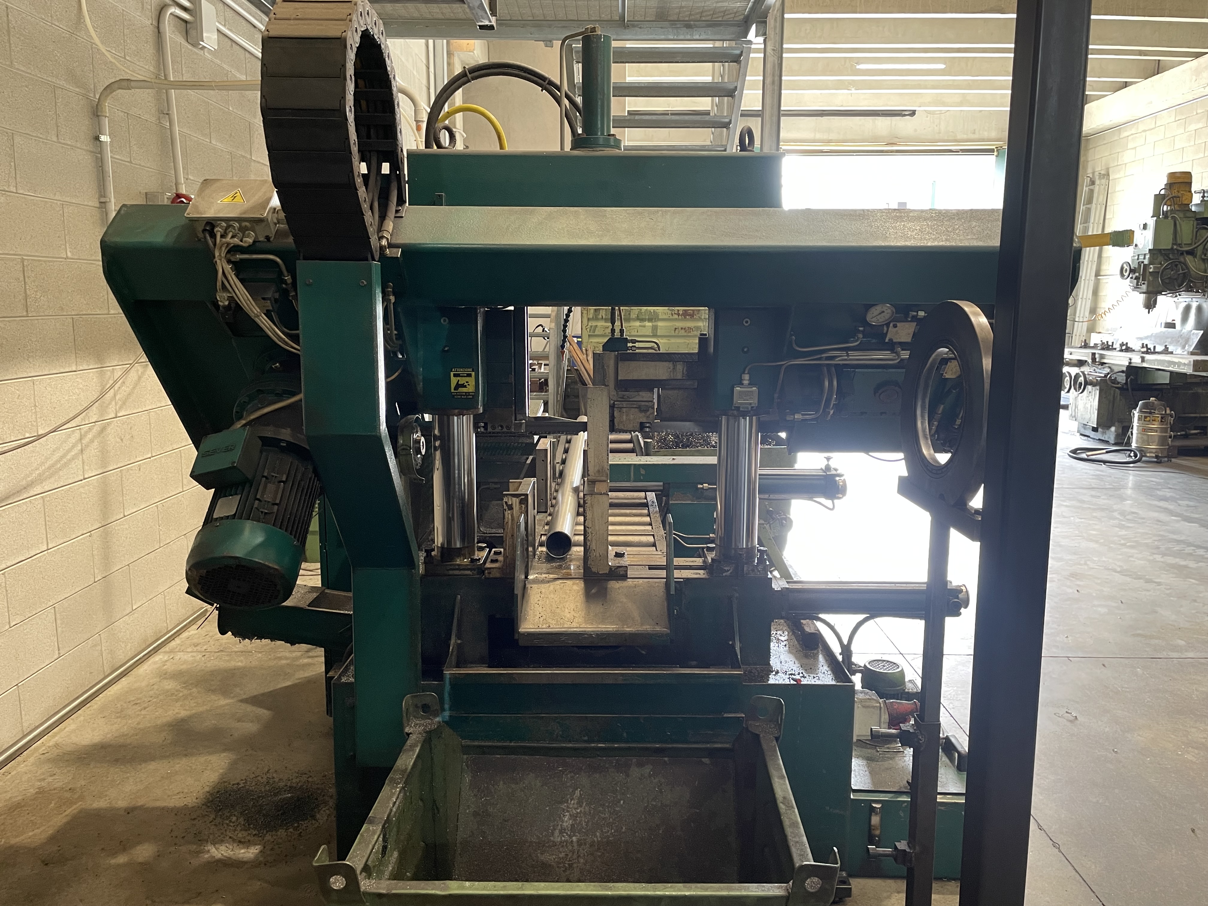 Segatrice a nastro automatica IsTech 330 NC con CNC in vendita - foto 3