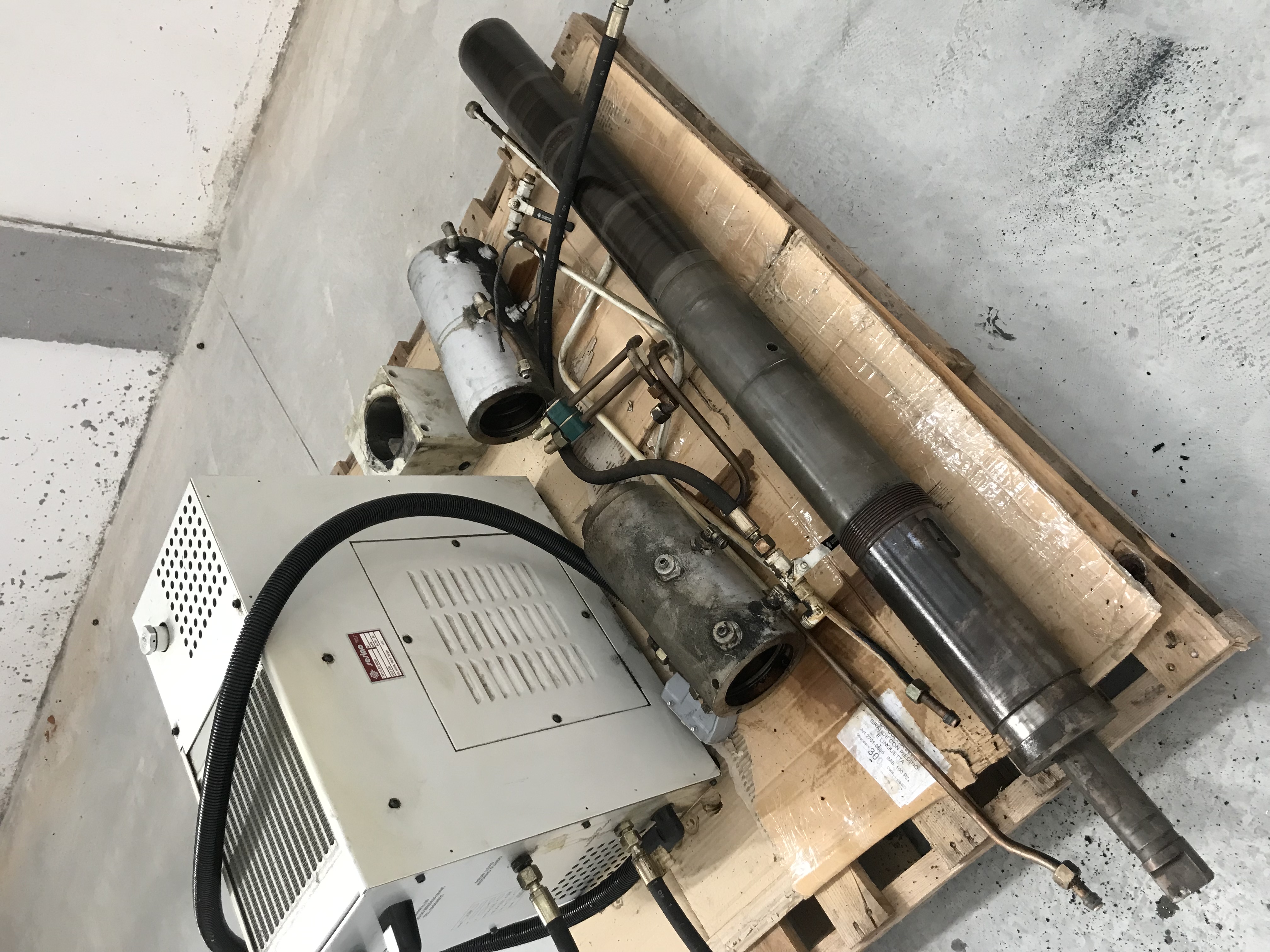 Kit cilindro vite e centralina termoindurente in vendita - foto 4