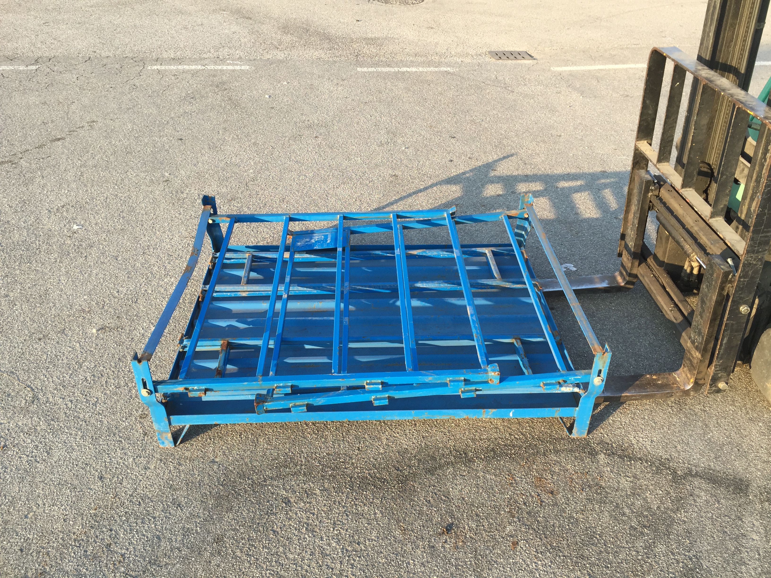 Contenitori sovapponibili 120 X 150 X H 140 cm  in vendita - foto 2