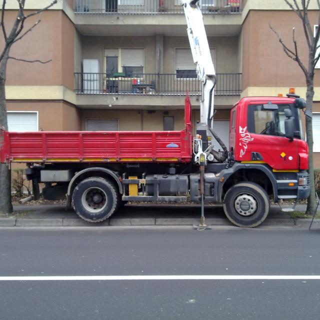 autocarro e attrezzatura varia in vendita - foto 1