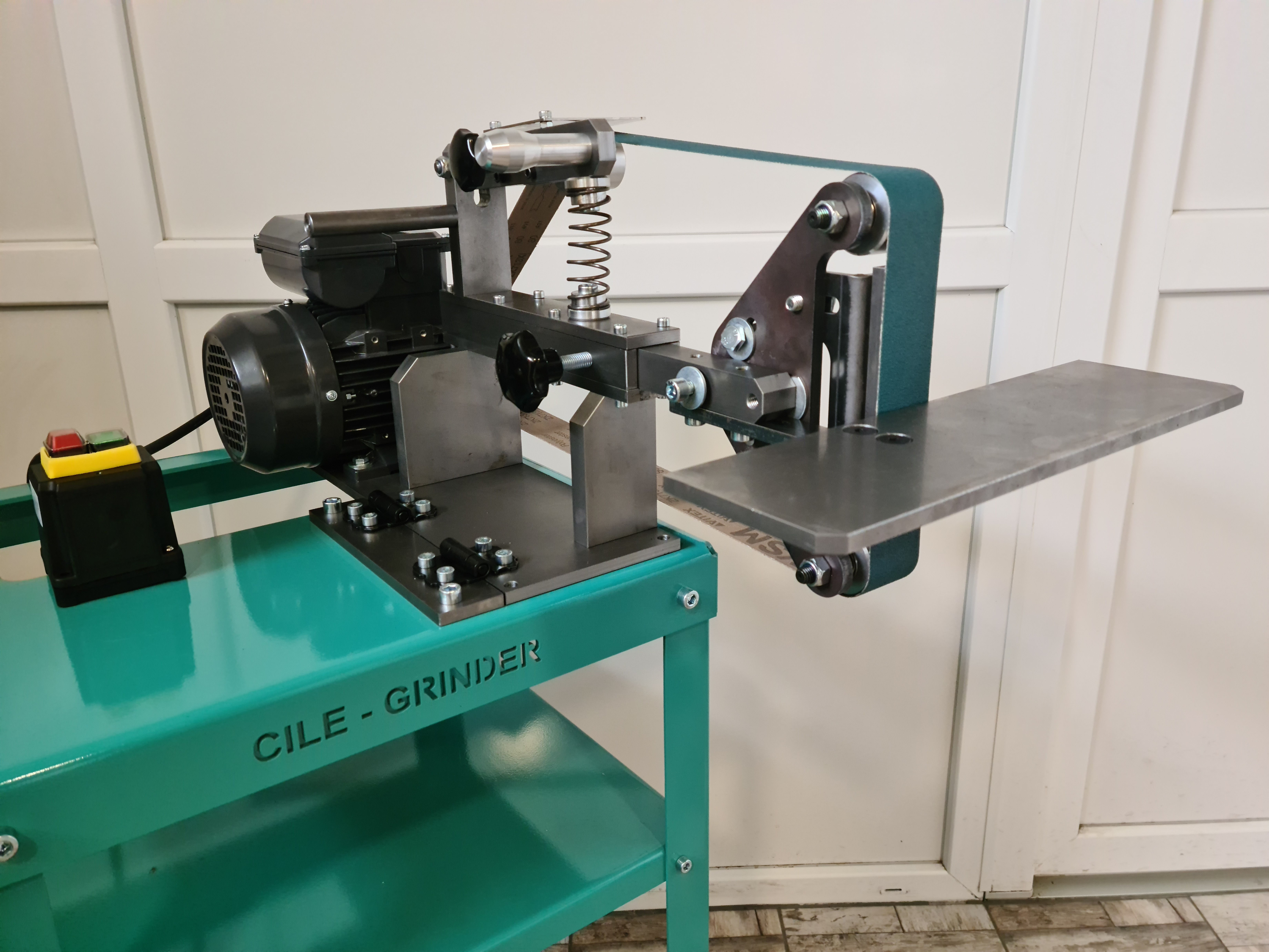 Levigatrice a nastro CILE-GRINDER Meli94H/V  in vendita - foto 3