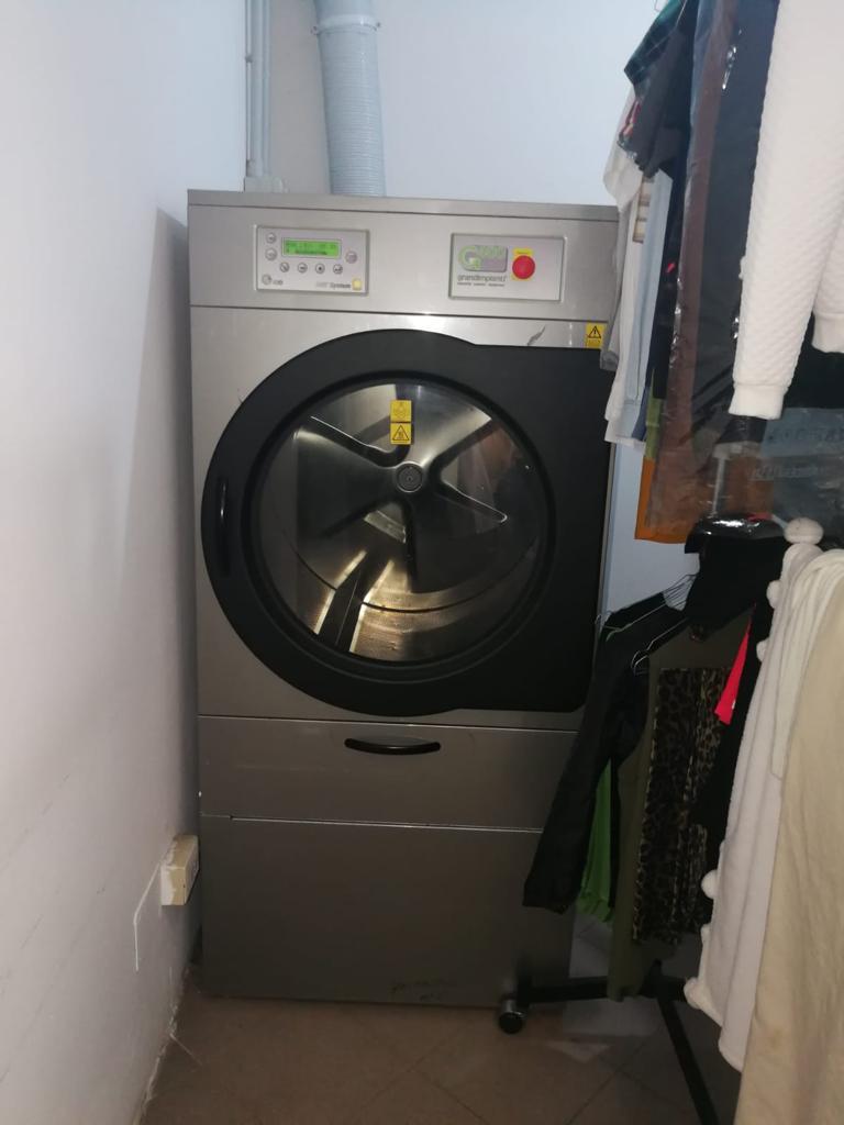 Attrezzatura per lavanderia in vendita - foto 3