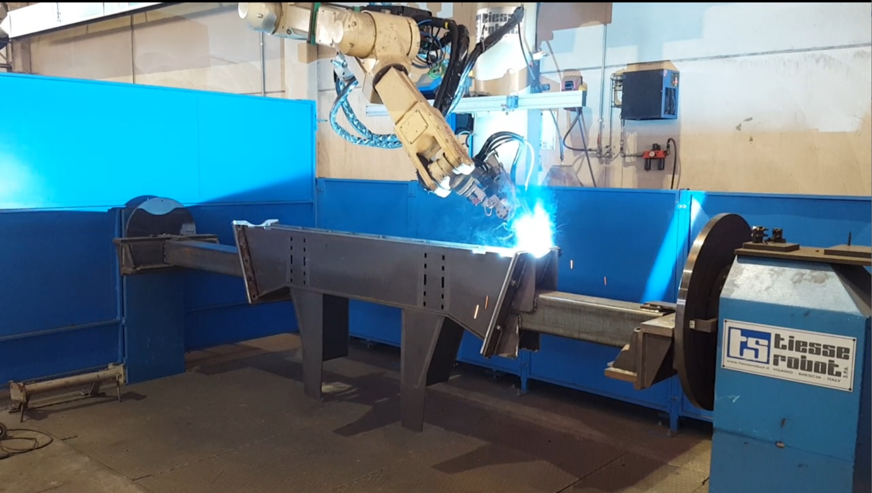 Impianto Robotizzato di Saldatura MIG\MAG in vendita - foto 5