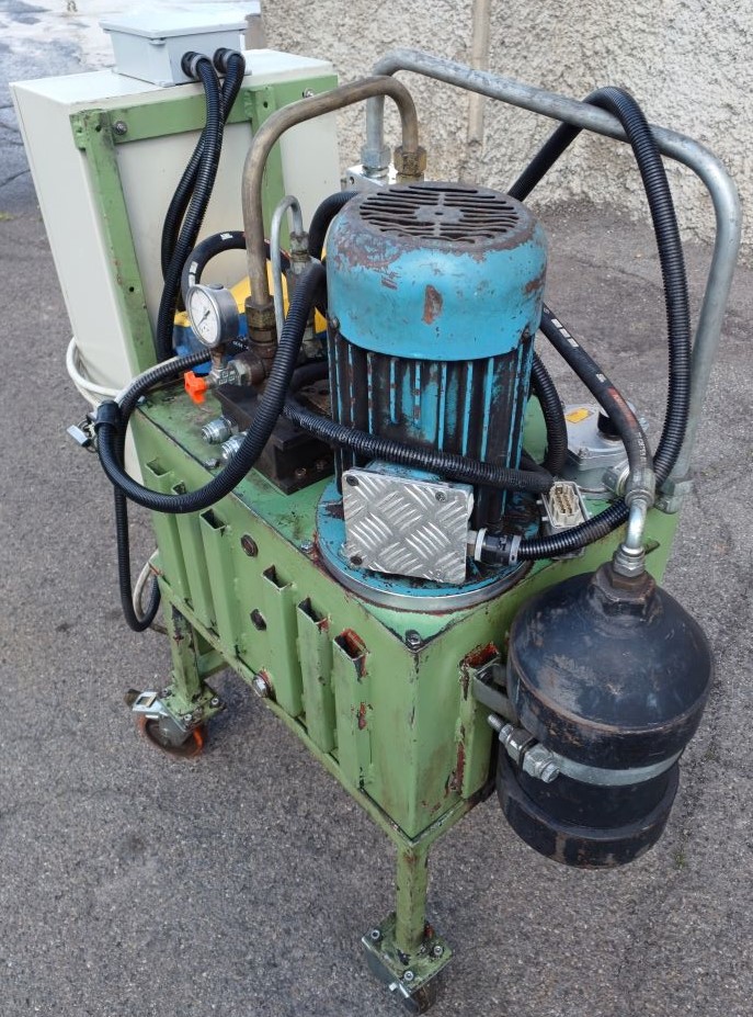 Centralina Oleodinamica Serbatoio 80 L Motore 7,5 Hp in vendita - foto 4