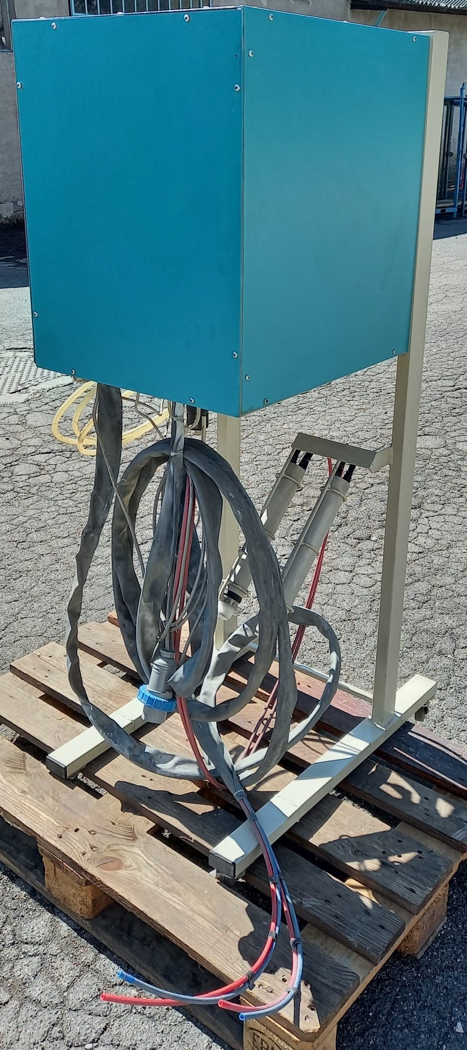 Generatore Elettrostatico per Verniciatura a Polvere in vendita - foto 3