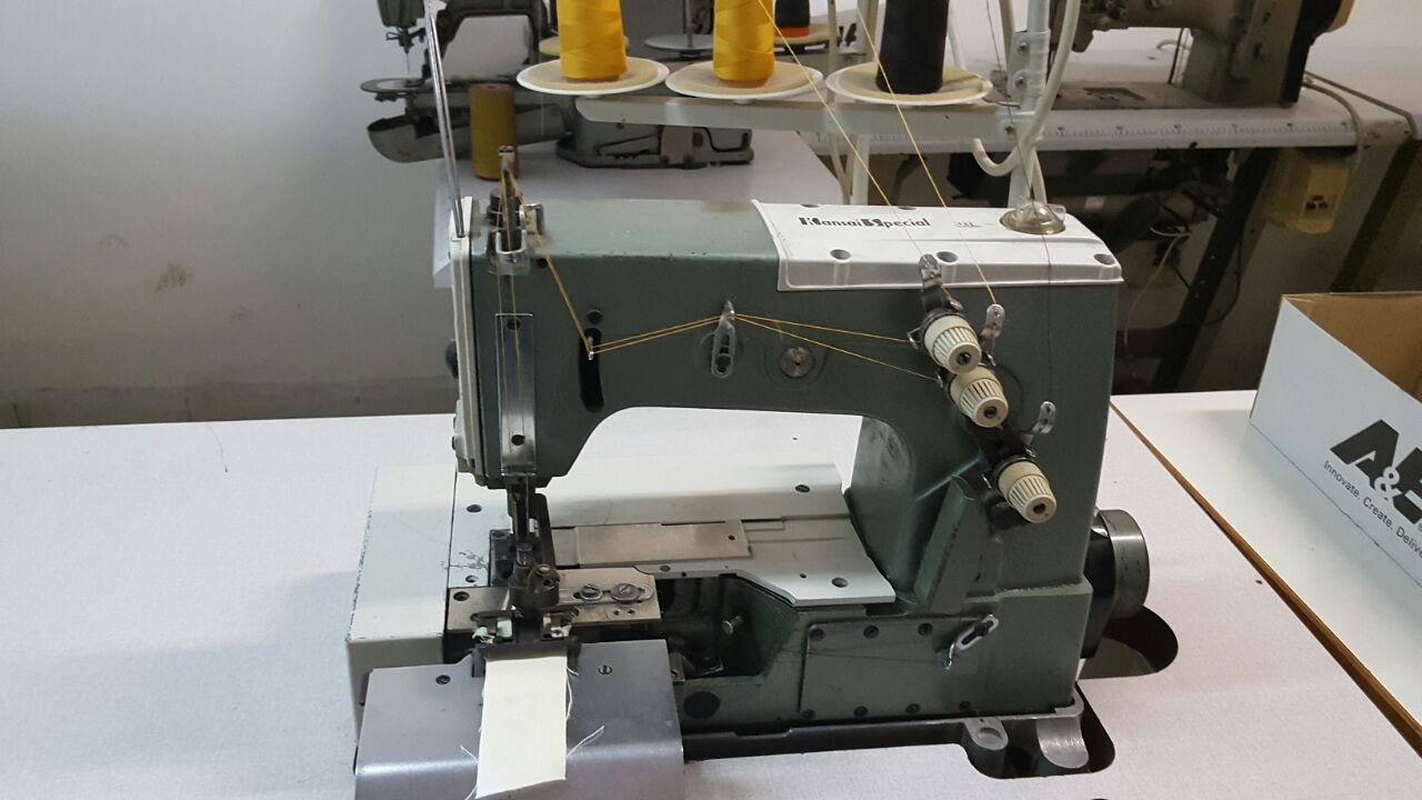Macchine produzione d'abbigliamento (tutte o dettaglio) in vendita - foto 3