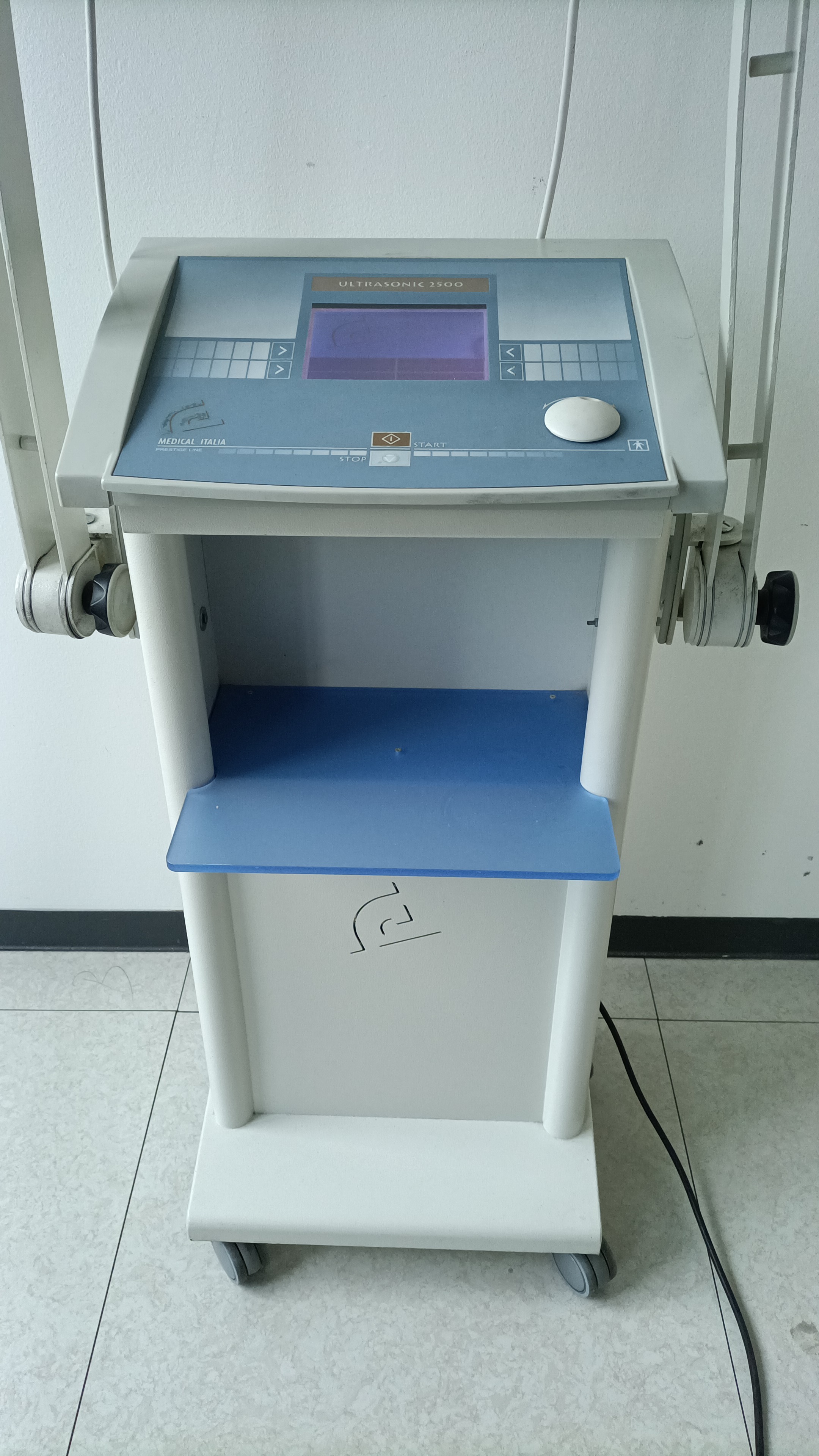 ULTRASUONO ULTRASONIC 2500 EME/MEDICAL ITALIA 1Mhz in vendita - foto 1