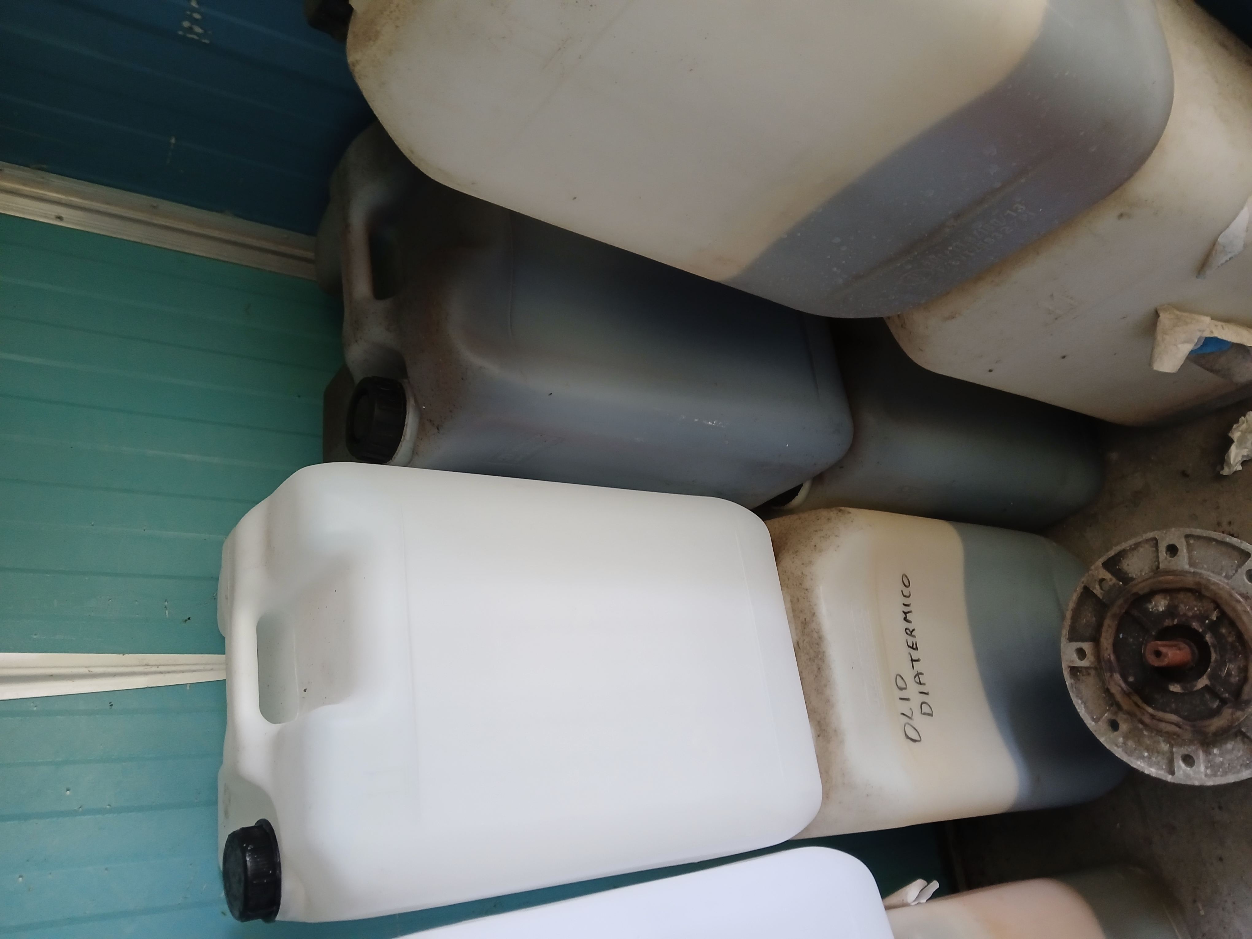 70 KG Olio diatermico Nuovo  in vendita - foto 1
