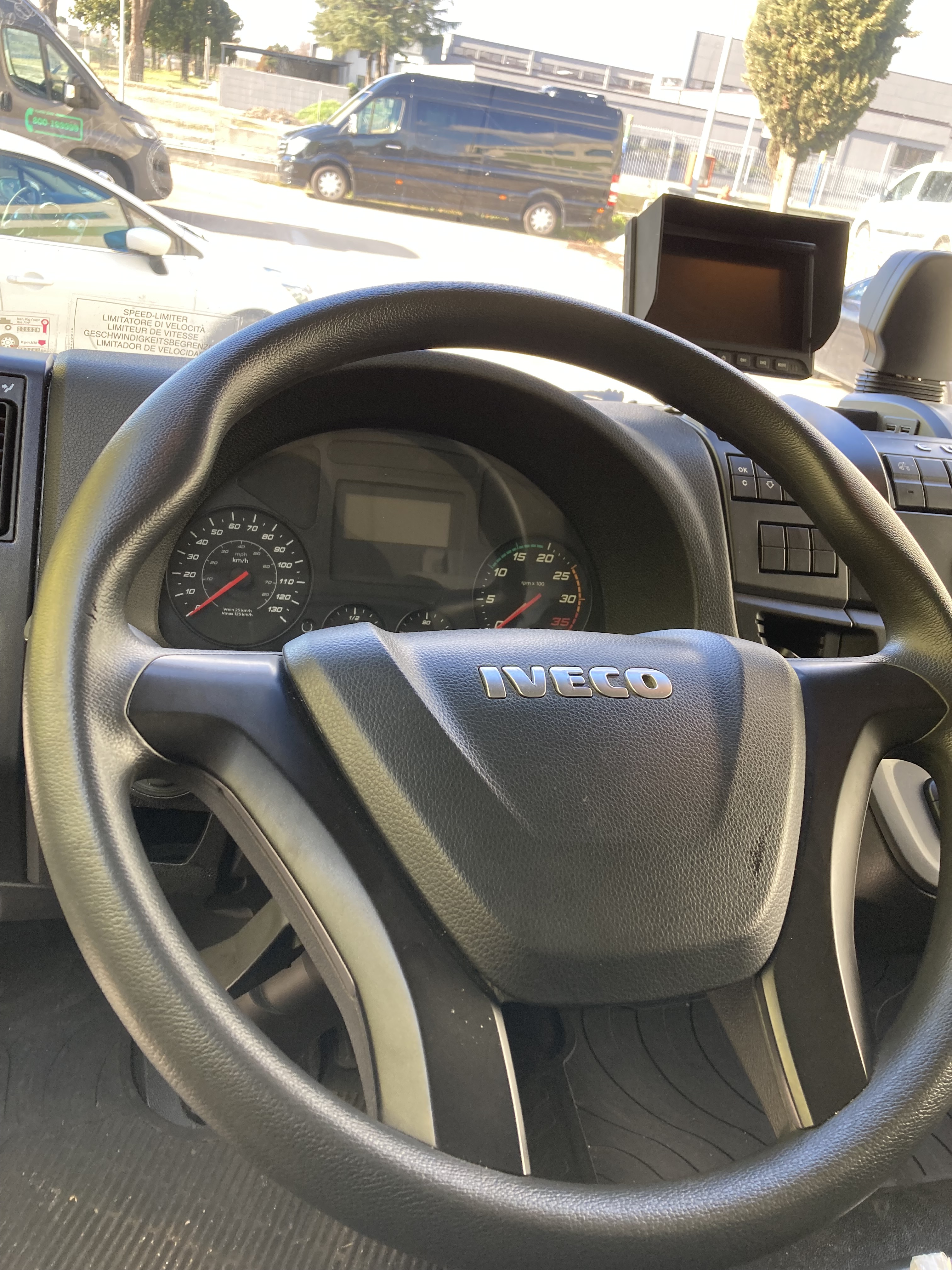 Eurocargo 75 - ig80el2ba in vendita - foto 9