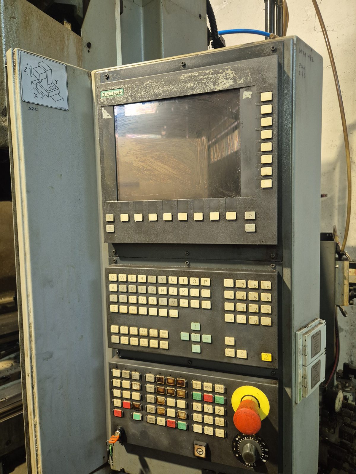 Chiron FZ 12 W · 2009 - Centro di lavoro CNC usato in vendita - foto 3