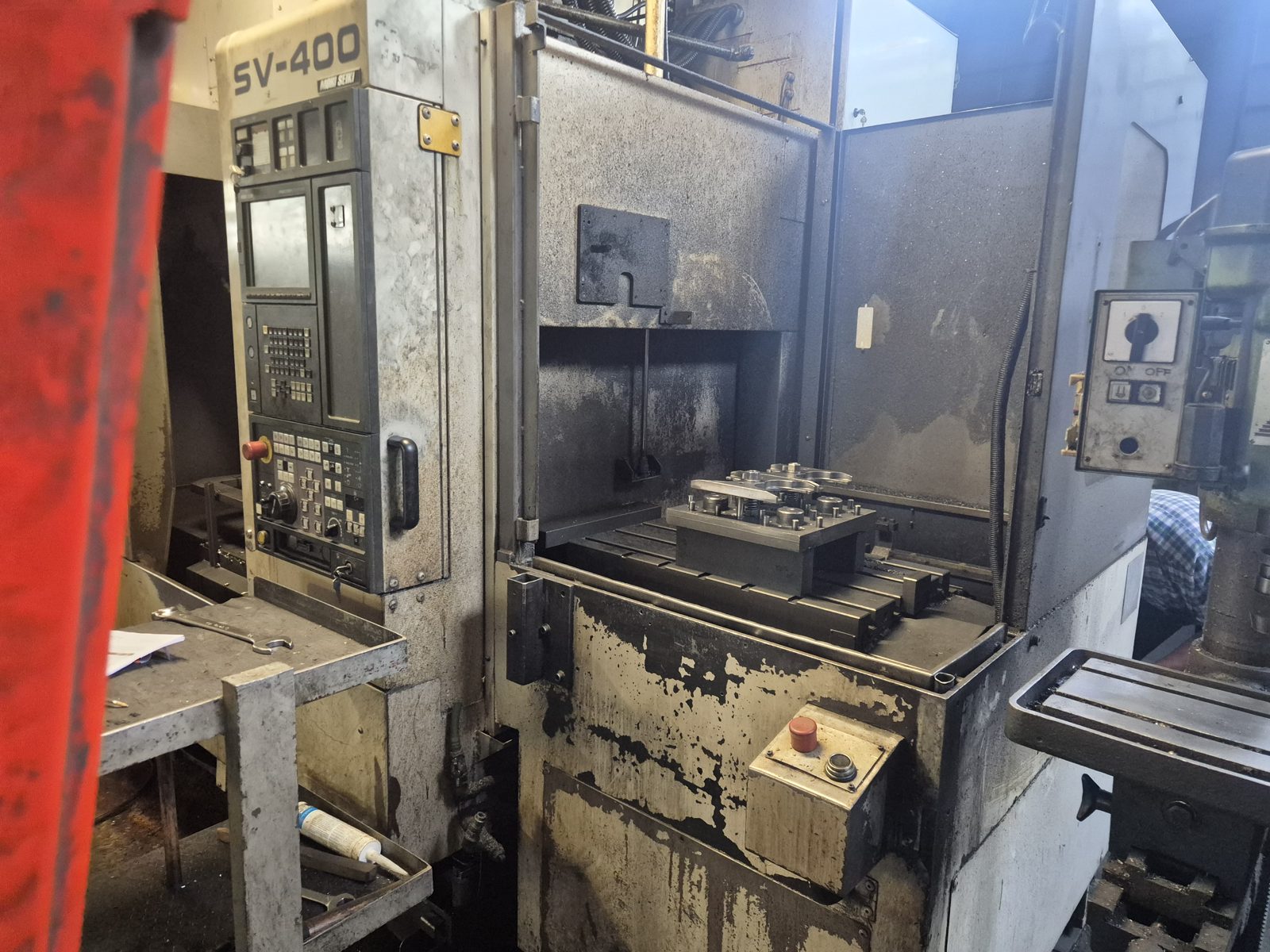 Mori Seiki SV-400 · 1998 - Centro di lavoro CNC usato in vendita - foto 3