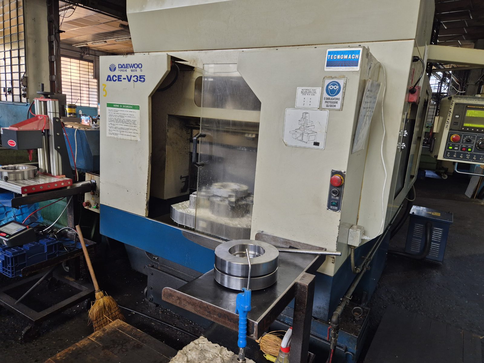 Daewoo ACE-V35 · 1996 - Centro di lavoro CNC usato in vendita - foto 2