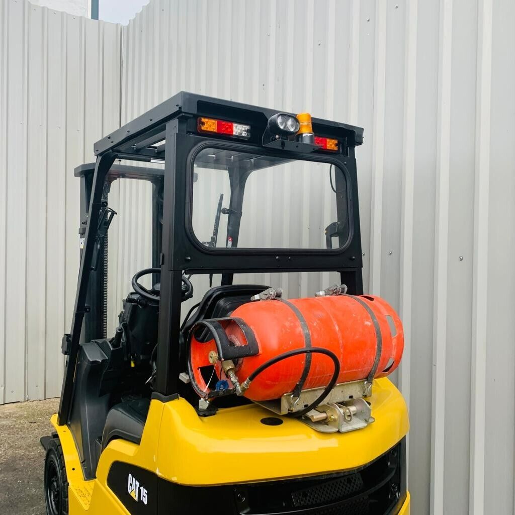 Muletto Caterpillar GP15N in vendita - foto 3