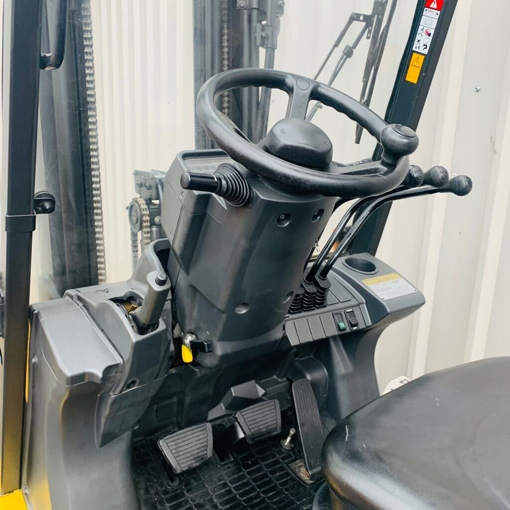 Muletto Caterpillar GP15N in vendita - foto 4