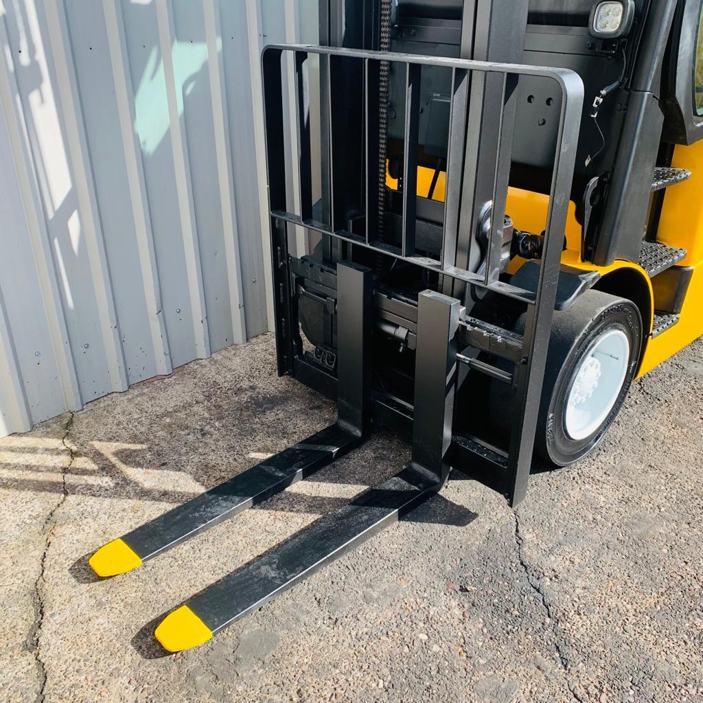 Muletto diesel YALE GDP30VX in vendita - foto 7