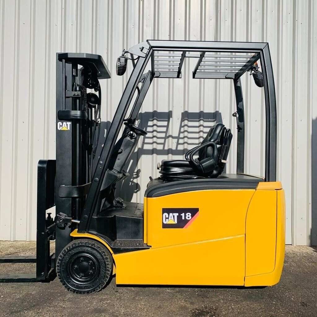 Muletto elettrico Caterpillar EP18PNT in vendita - foto 1