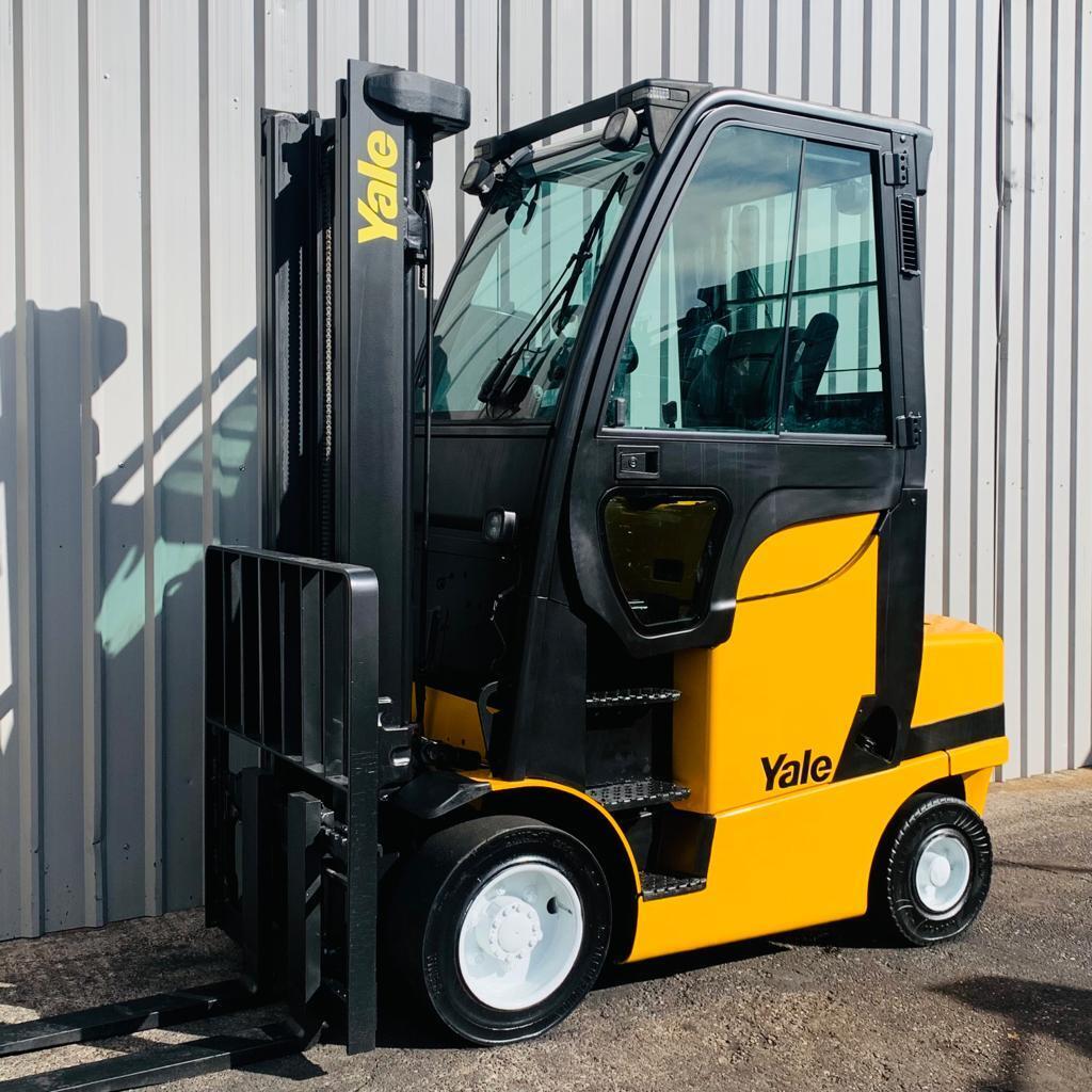 Muletto diesel YALE GDP30VX in vendita - foto 3