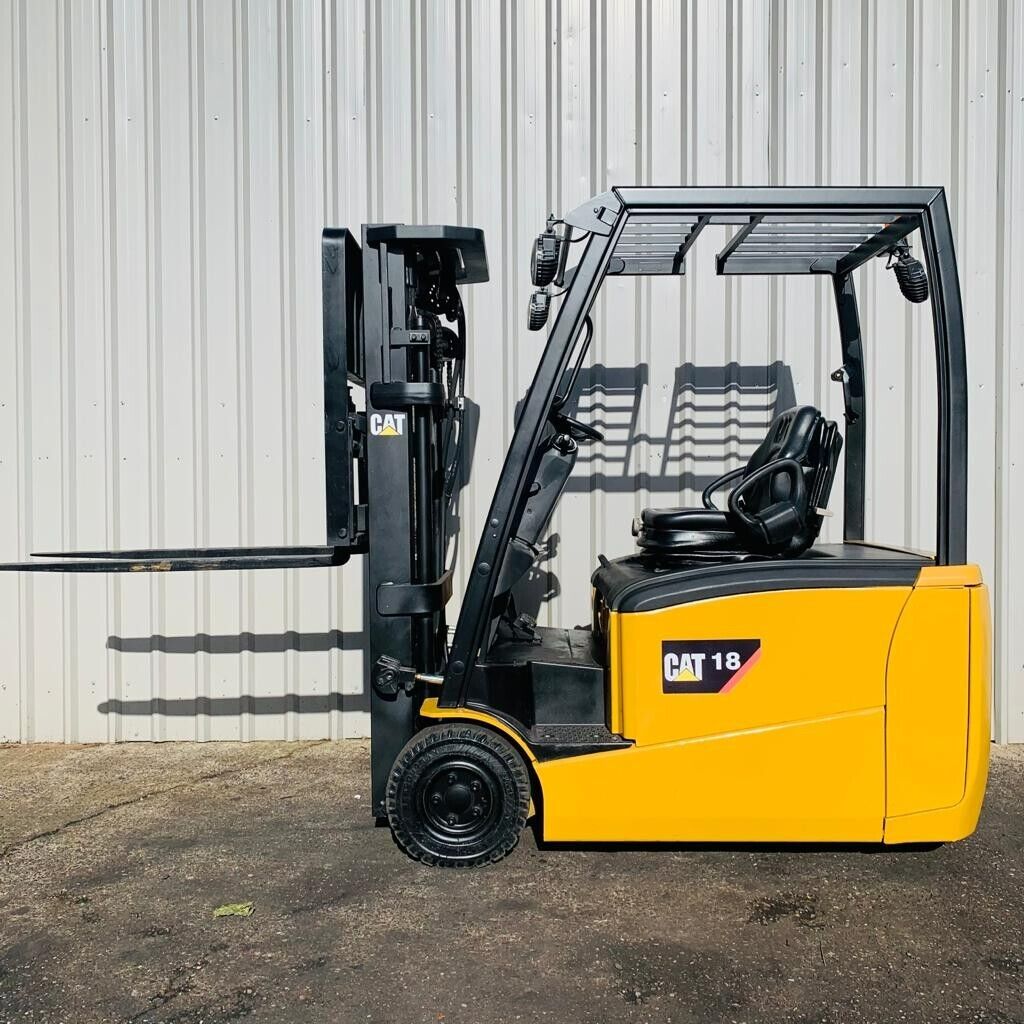 Muletto elettrico Caterpillar EP18PNT in vendita - foto 4