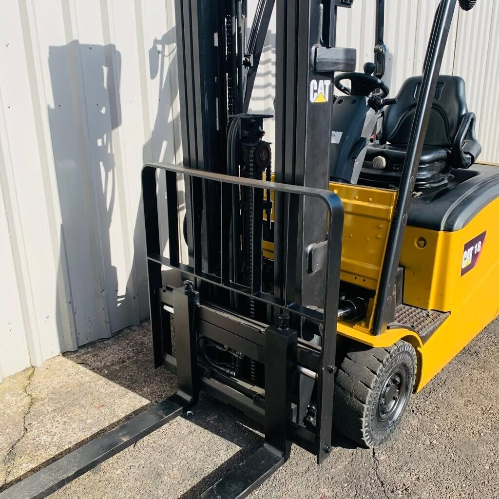 Muletto elettrico Caterpillar EP18PNT in vendita - foto 3