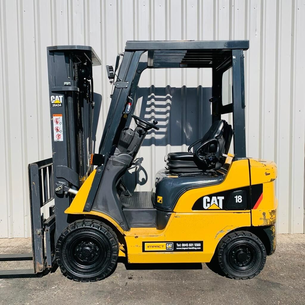 Muletto diesel Caterpillar DP18N in vendita - foto 1