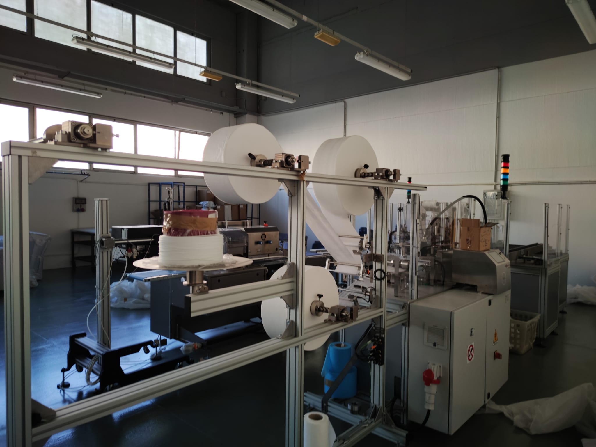 Linea automatica produzione mascherine chirurgiche  in vendita - foto 12