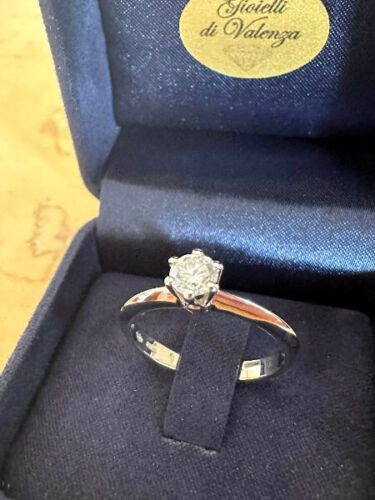 SOLITARIO IN ORO B.18K CON DIAMANTE CT. 0,60 "D" COLOR in vendita - foto 6