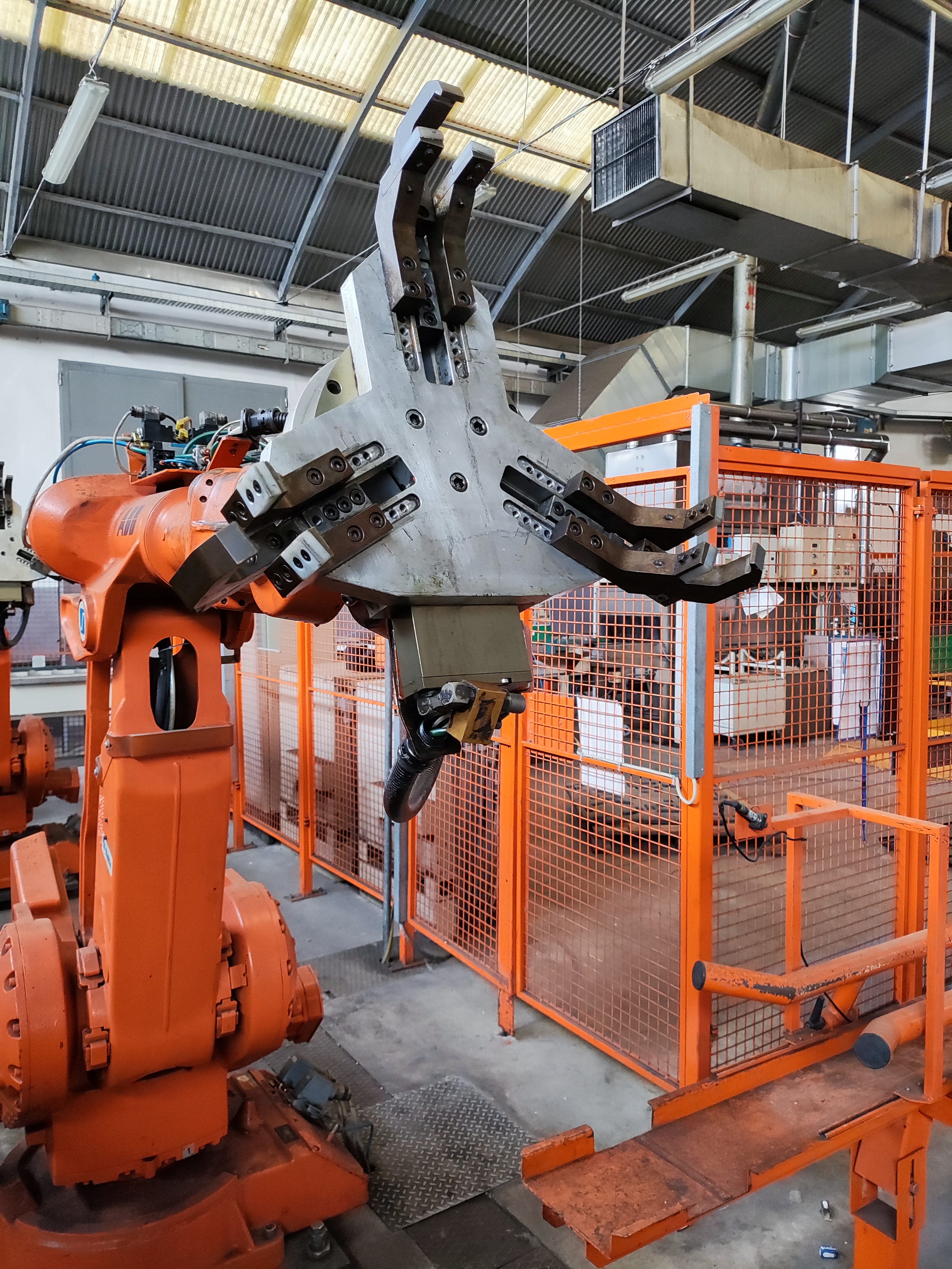 Isole Rotizzate, e Pallettizzatore (o Robot Singoli) in vendita - foto 1