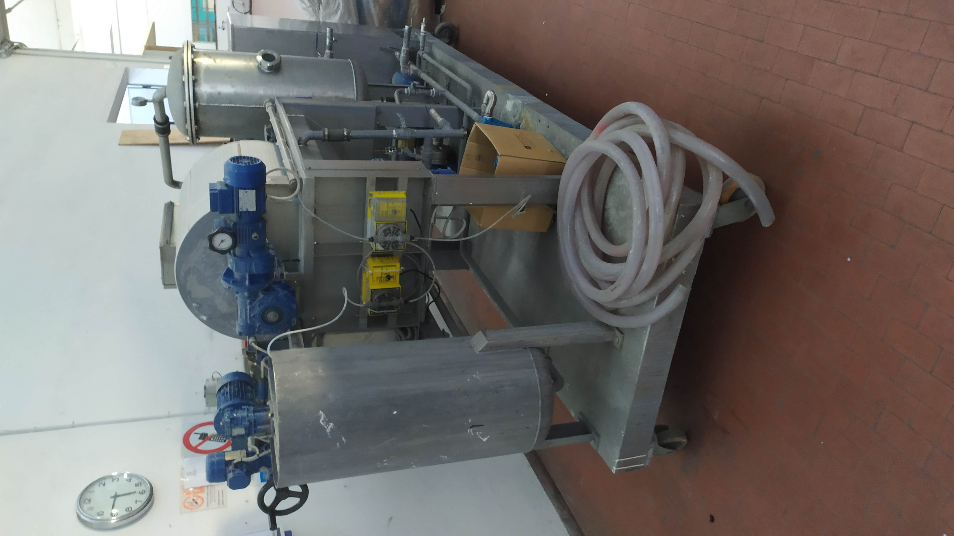 Liquidazione VERNICIATURA e lavoraz. VETRO Anni 2000  in vendita - foto 3